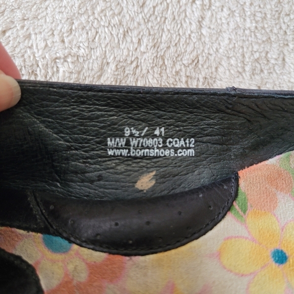 Born black leather flats size 9.5​ - Picture 13 of 13